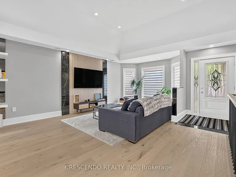 15 Southbury Manor Dr — Photo 9