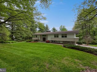 9 Lark Ln, Lancaster, PA 17603