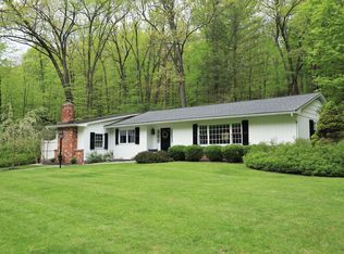 109 Barrett Pond Rd, Cold Spring, NY 10516