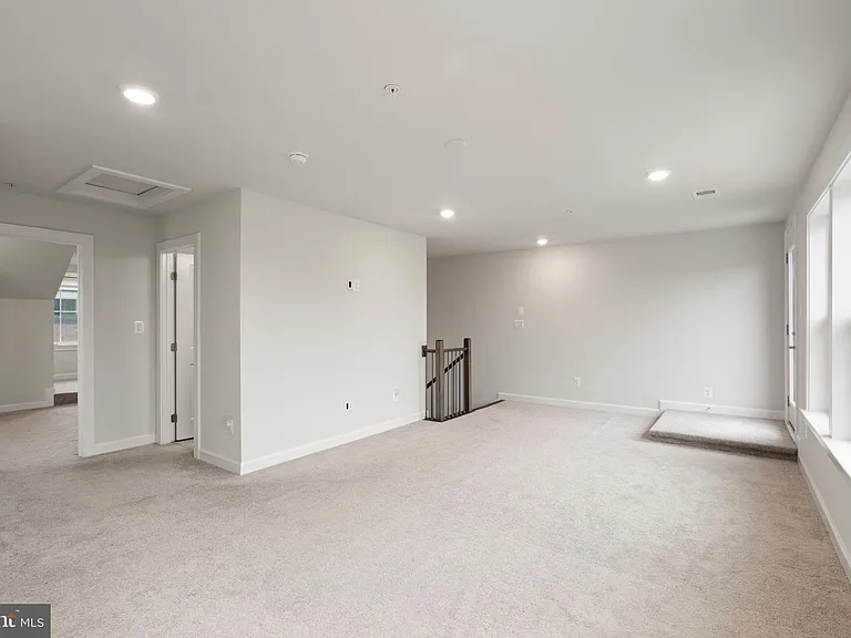 43467 Grandmoore St — Photo 44