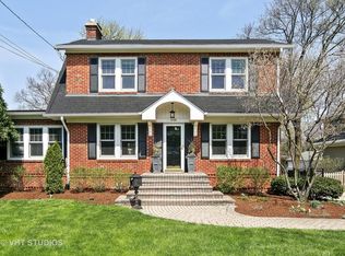 636 Hill Ave, Glen Ellyn, IL