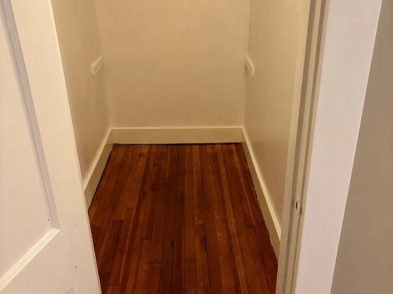 Living room Closet, Mudroom