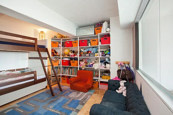 Rented by Compass | media 14