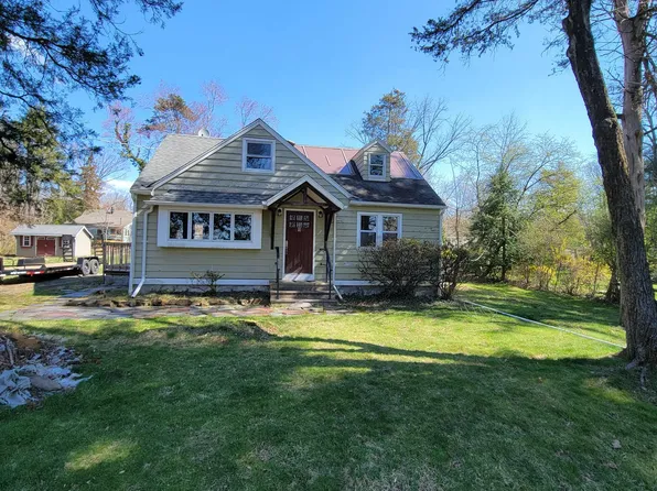 9 Butterfoss Ave, Titusville, NJ 08560