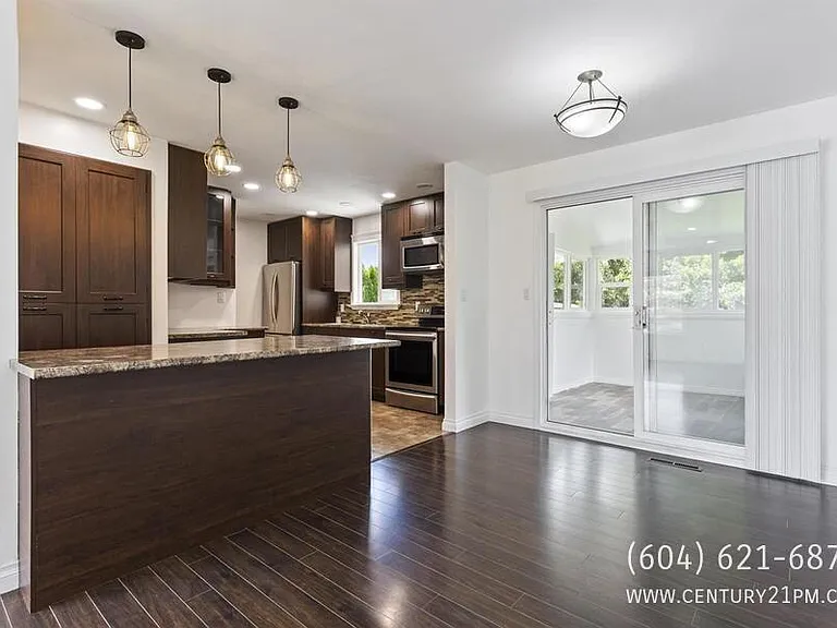 10245 Wedgewood Dr #UPPER — Photo 9