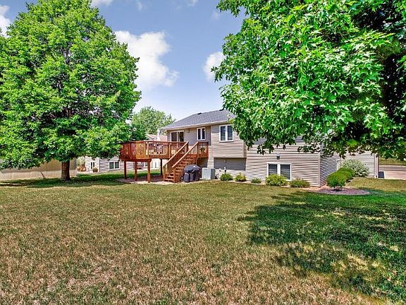 4th image of 1521 Springwood Ln