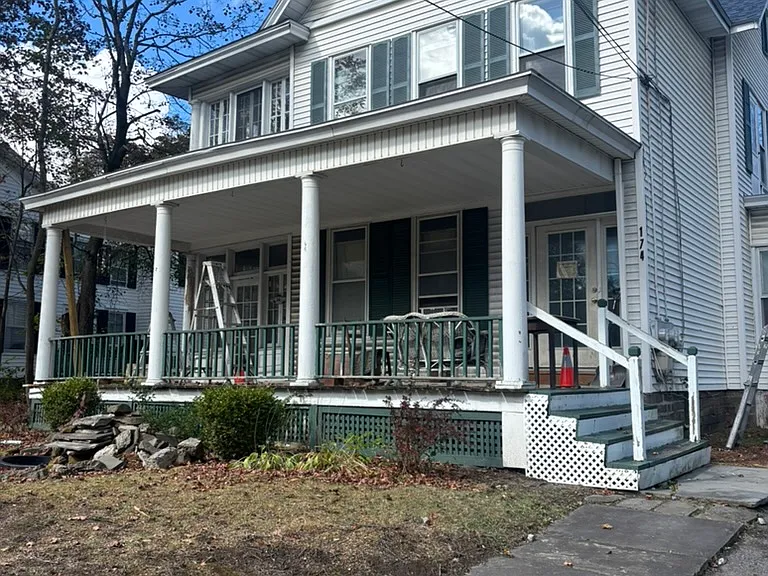 174 Main St #1A — Photo 2