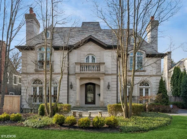 1016 Westmoor Rd, Winnetka, IL 60093