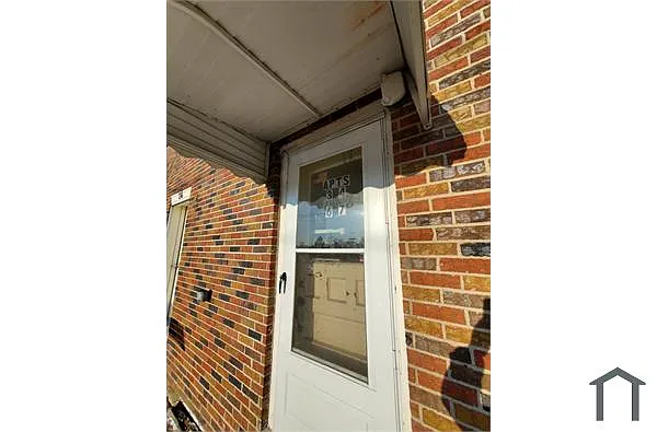 Building Photo - 86 Garibaldi Ave #6
