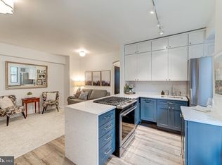 1 Scott Cir #1, Washington, DC 20036