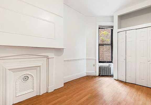 3rd image of 635 9th Ave APT 4