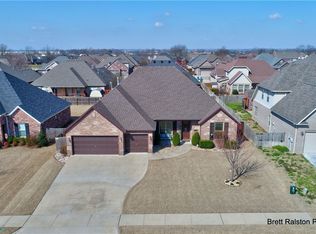 4604 SW Branch St, Bentonville, AR 72712