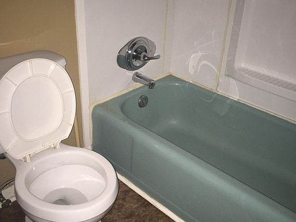 3rd image of 3301 Navajo Dr APT 7