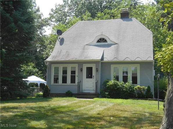 6311 Francis Ave, Ashtabula, OH 44004