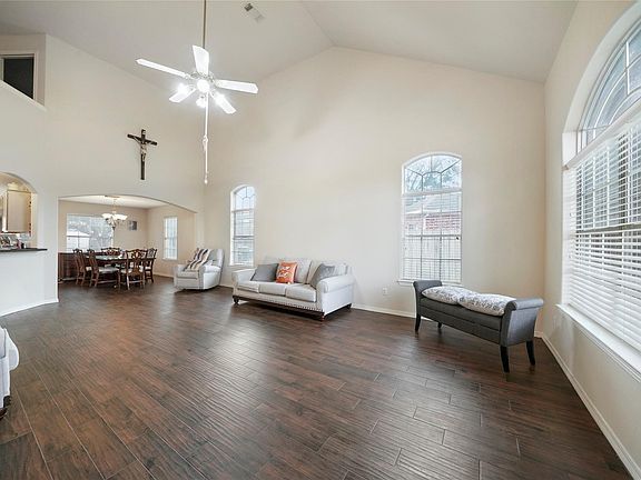 4th image of 19339 Cypress Glades Ct