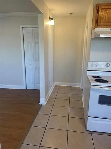 5330 Warrington Dr #A — Photo 7