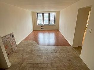 31-18 Newtown Ave #4J, Astoria, NY 11102