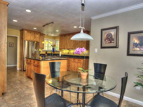 5th image of 1923 Somersworth Dr