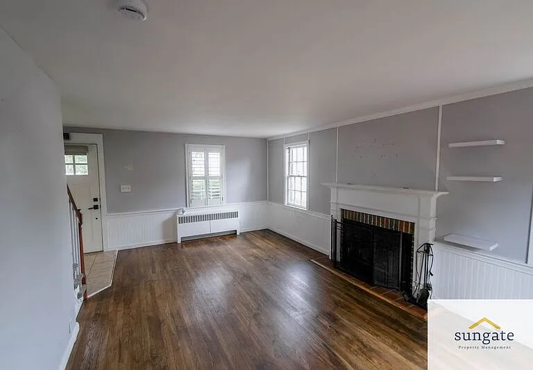 7023 Deerfield Rd — Photo 5