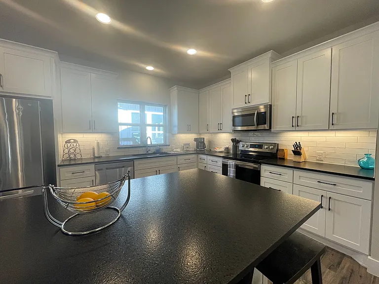 1220 Diamondhead Dr — Photo 8