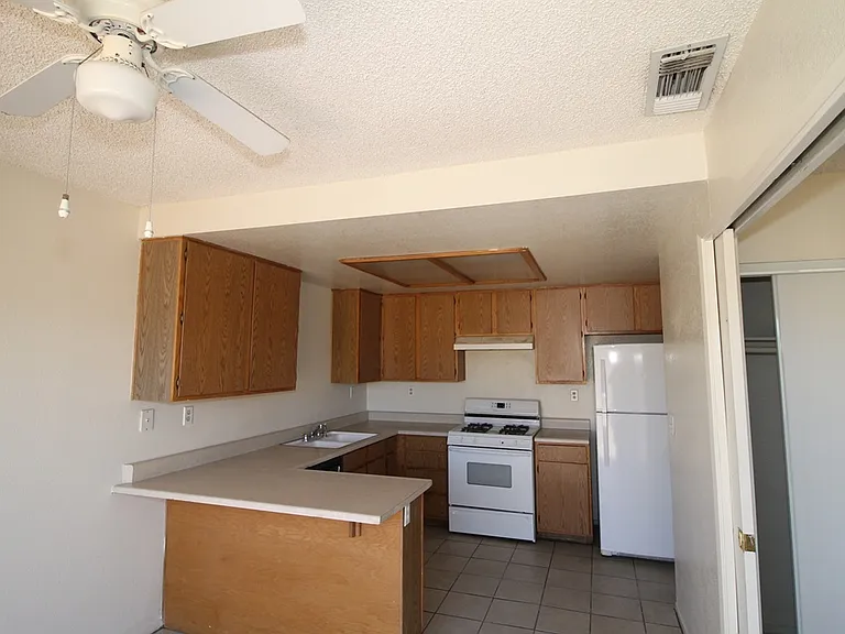 Higgins Rd — Photo 4