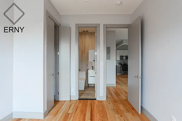 Rented by ERNY LLC | media 19