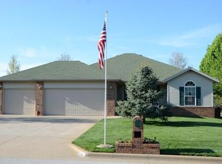 4749 W Kingsbury St, Springfield, MO 65802