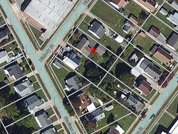 2nd image of 1421 Hickory St