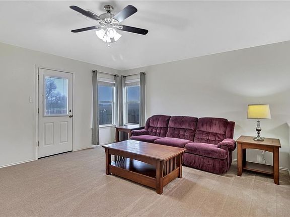 4th image of 311 Creek Ledge Dr
