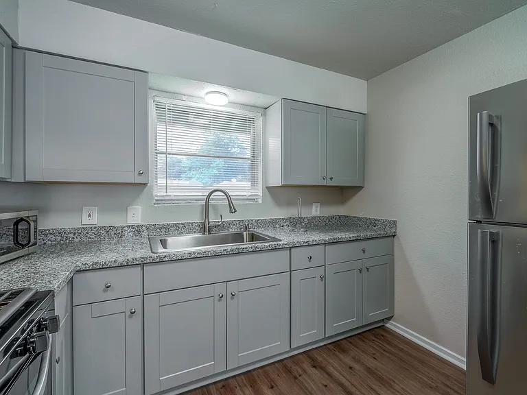 Schevers St — Photo 8