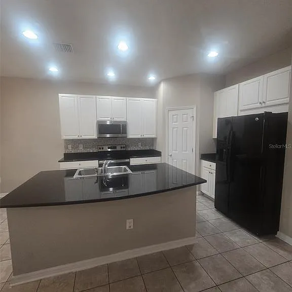 6978 Holly Heath Dr — Photo 10