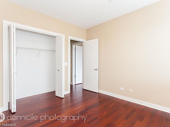 2nd image of 1162 W Hubbard St #521