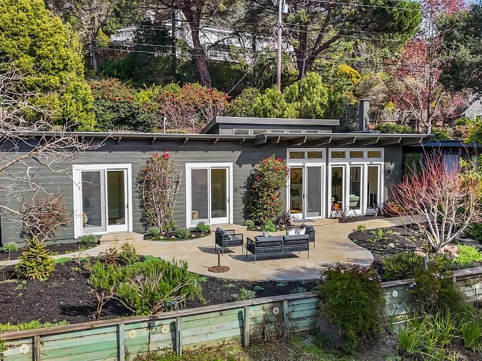 1st image of 71 Bay Vista Drive