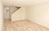 1st image of 405 Barnsby Ct