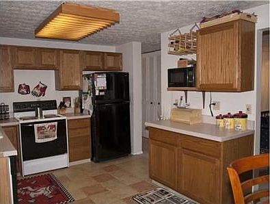 1st image of 6400 Goldfinch Dr