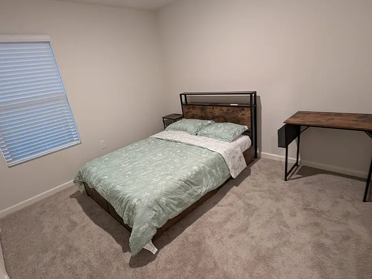 412 Stoneybrook Dr — Photo 10
