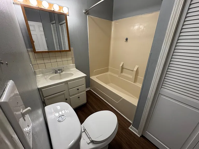 1409 E Tabor St — Photo 12