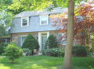 1200 Roundhill Rd, Baltimore, MD 21218