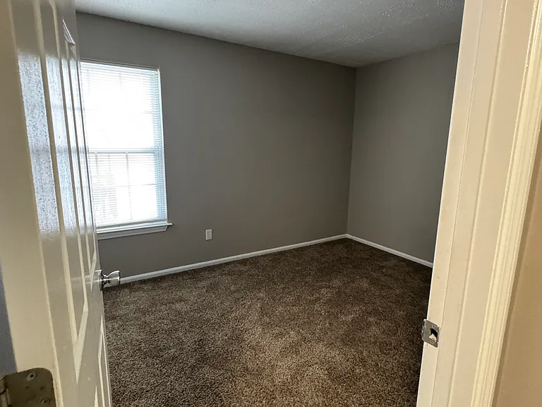 511 Monroe St #3 — Photo 11