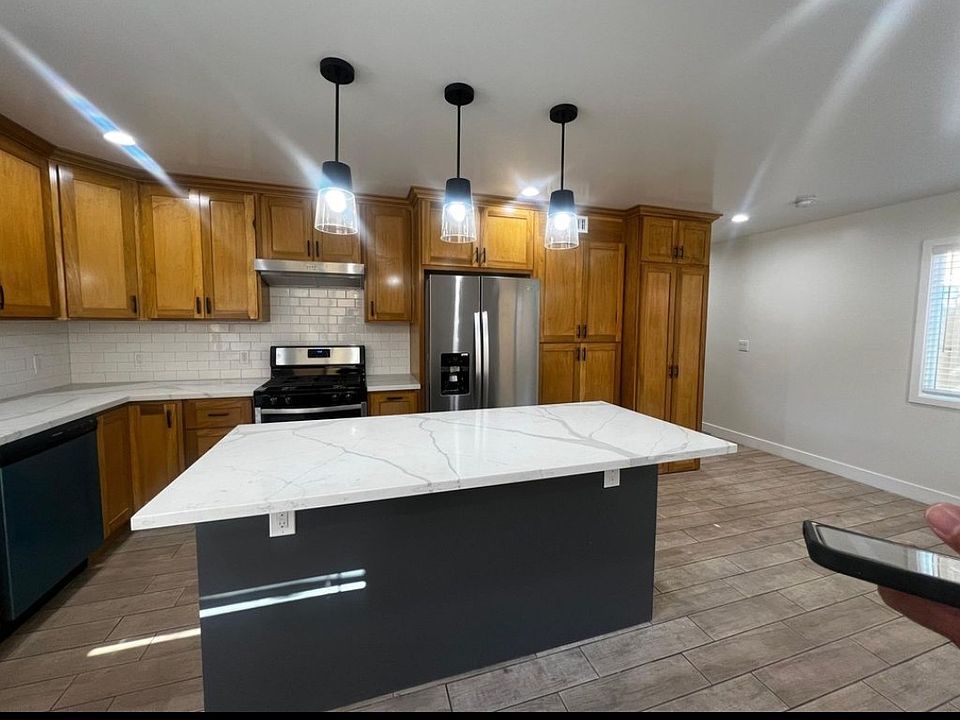 1st image of 1932 Landis St #1932