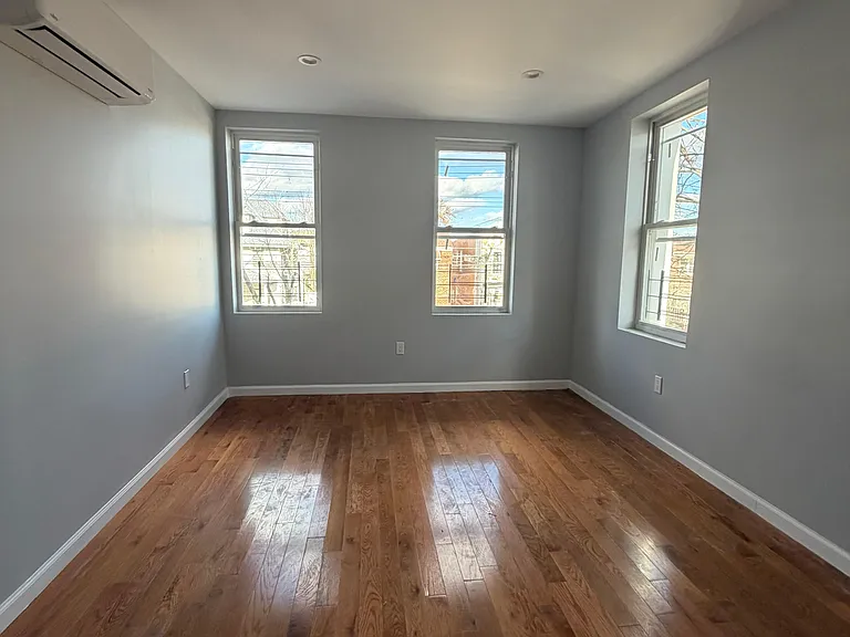 1014 E 224th St #2 — Photo 6