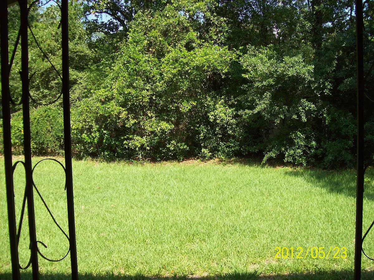 3822 Perry Street — Photo 2