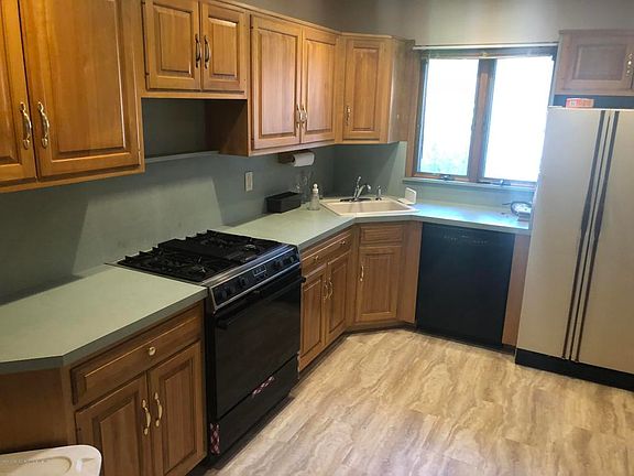 5th image of 16 Benedict Ave