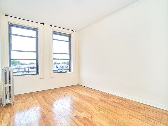4th image of 345 Saint Johns Pl #P4