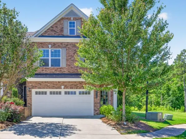 2113 Buford Town Dr, Buford, GA 30518