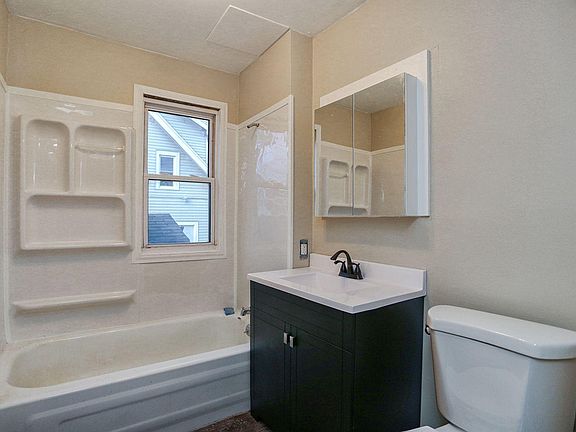 5th image of 1914 S 70th St