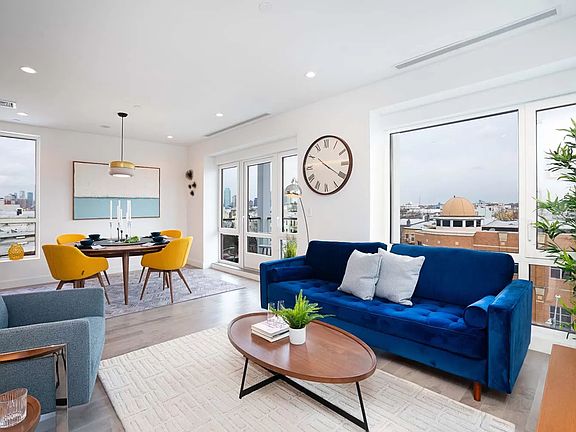 4th image of 81 McGuinness Blvd #5