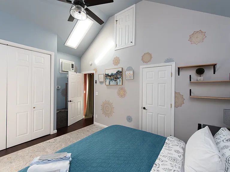 4731 Beach 47 St #2 — Photo 65