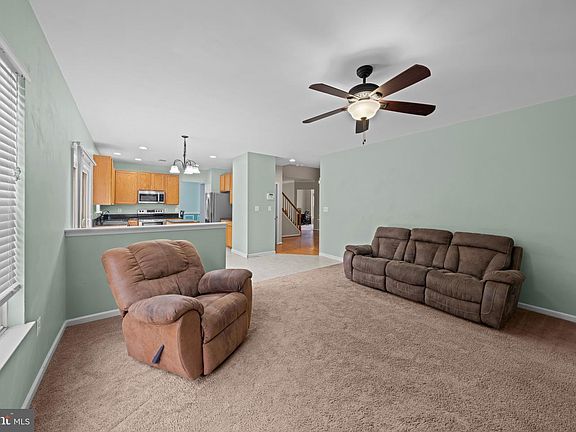 4th image of 8393 Tenbrook Dr