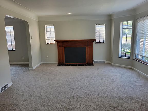 3rd image of 13012 Chandler Park Dr
